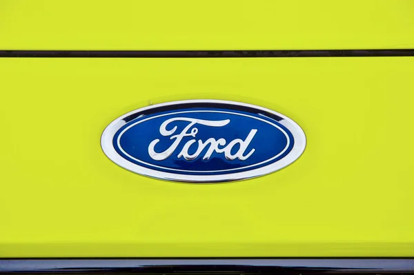 Logo of car Ford — Stock Photo, Image