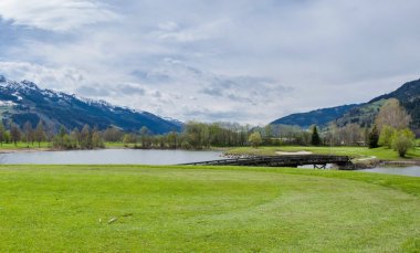 Dağları'nda Golf Sahası