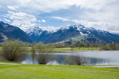 Dağları'nda Golf Sahası