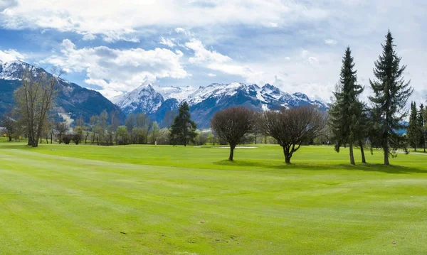 Dağları'nda Golf Sahası