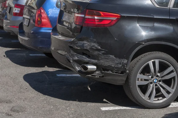 BMW X6 rozbił się — Zdjęcie stockowe