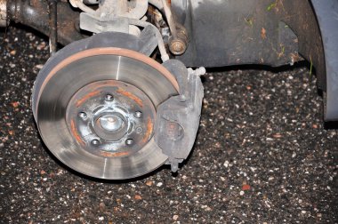 araba tekerlek değiştirme