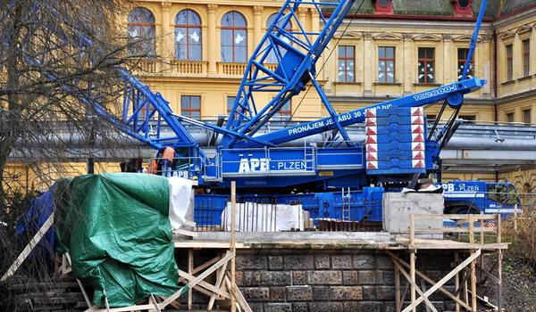 Строительство моста
