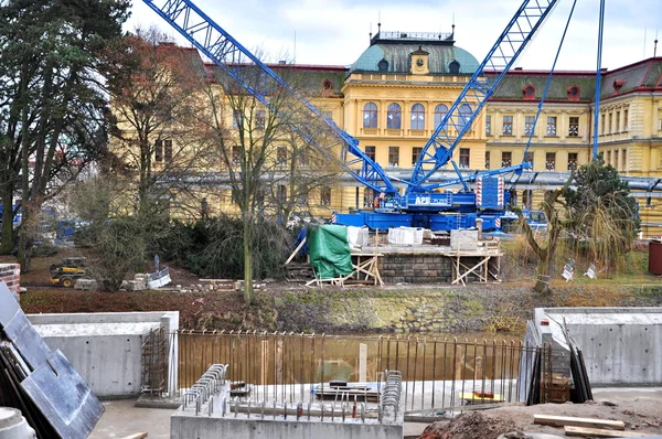 Bouw van een brug — Stockfoto