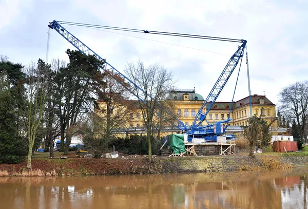 Costruire un ponte — Foto Stock