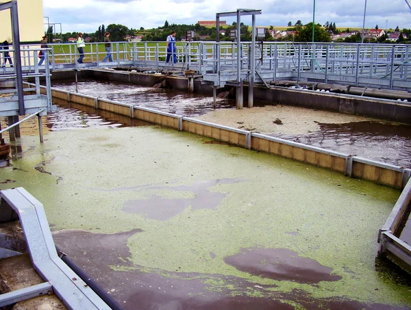 Planta de tratamiento de aguas residuales —  Fotos de Stock