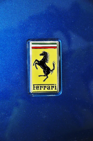 Logotypen för ferrari — Stockfoto