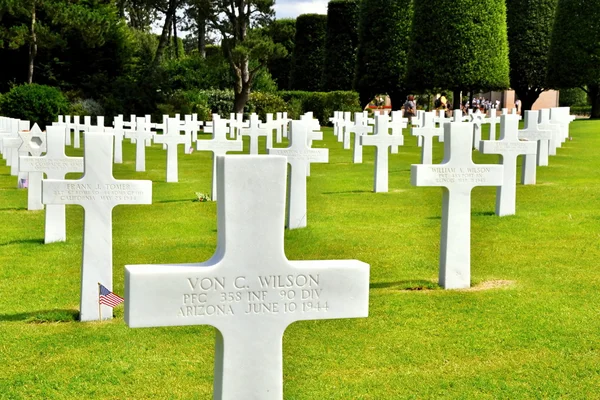 Kriegsfriedhof in der Normandie — Stockfoto