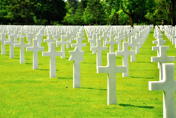 Kriegsfriedhof in der Normandie — Stockfoto