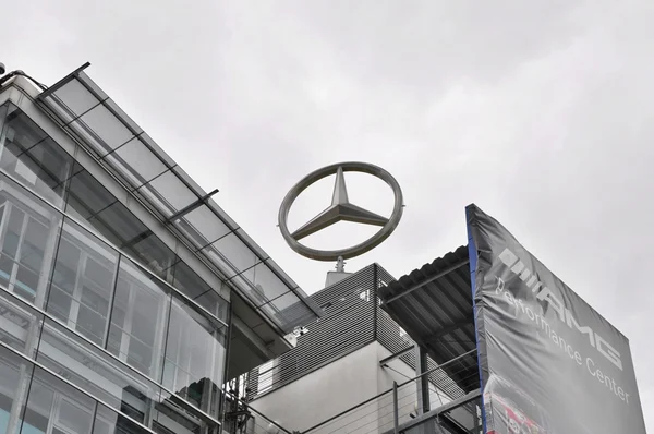 Mercedes-Benz — стокове фото