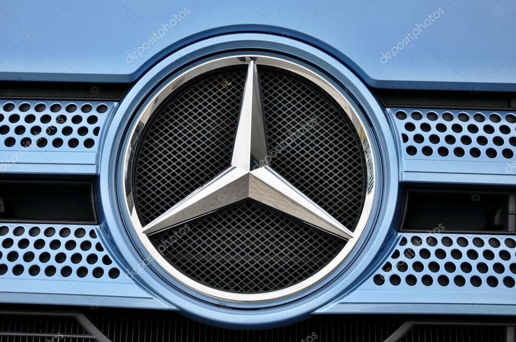 PRAGUE THE CZECH REP NOVEMBER 14 2015 Luxury car Mercedes-Benz