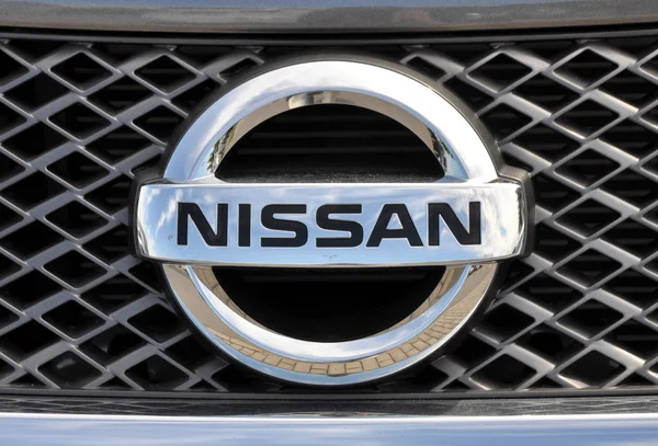 Logo Nissan — Zdjęcie stockowe