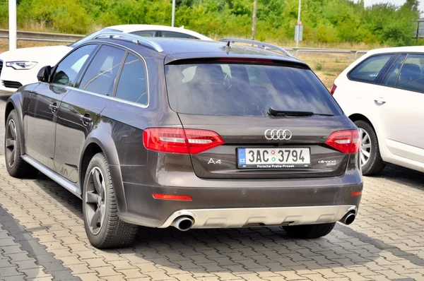 Audi A4 quattro allroad — Stock fotografie