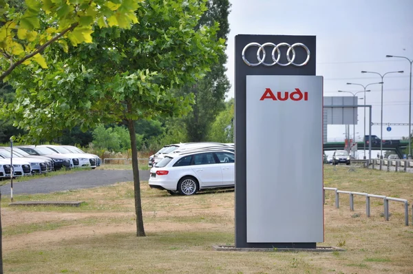 Deposito auto Audi — Foto Stock