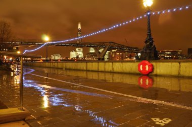 gece Londra city