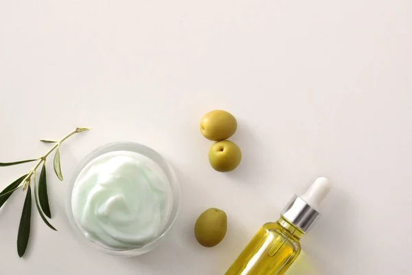 Serum Moisturizing Cosmetic Cream Olive Extract Skin Branch Olives White — Stock Photo, Image