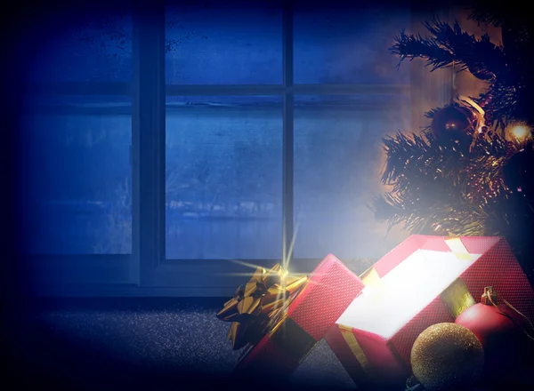 Composición navideña de noche con vista frontal de ensueño de tonalidad azulada —  Fotos de Stock