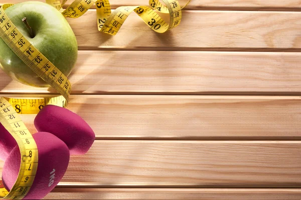 Spor ve beslenme kavramı kadınlar ahşap en iyi görünüm için