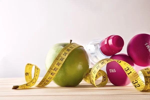 Estilo de vida de las mujeres dieta de salud y deportes aislados frente —  Fotos de Stock