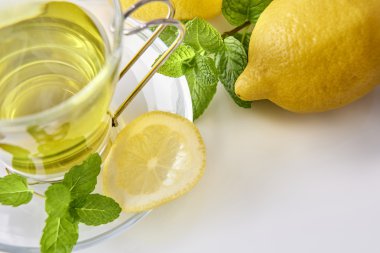 Yeşil çay nane ve limon en iyi Manzaralı