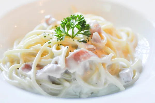 Carbonara spaghetti  with ham dish — Stock Photo, Image