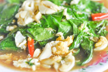 tavada kızartılmış melinjo sebze ve tavada kızartılmış veya tavada kızartılmış vegeta