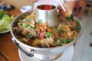 Çorba, biftek çorbası, erişte, Tayland eriştesi ya da yemek.