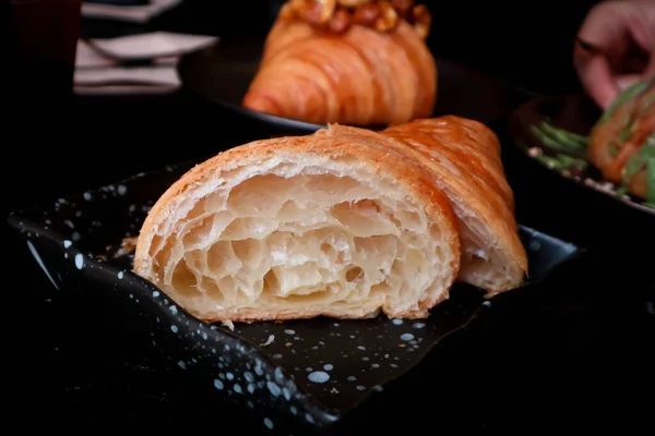 Croissant Francouzský Croissant Croissant Kešu Oříškem — Stock fotografie