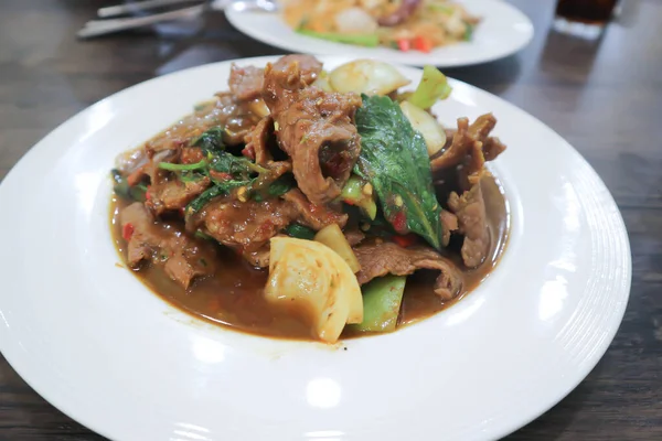 Aduk Daging Sapi Goreng Dengan Caraway Atau Daging Sapi Rebus — Stok Foto