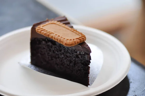 Шоколадный Торт Темный Шоколадный Торт Начинкой Печенья — стоковое фото