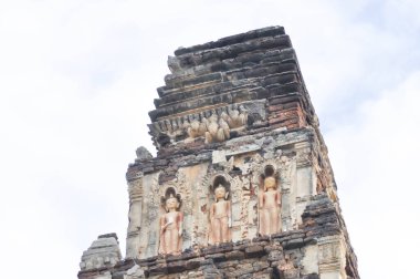 Lamphun Eyaleti Tayland 'daki tapınakta, Chedi.
