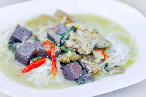 Thaise groene curry noodle — Stockfoto