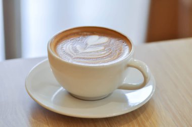 Kahve, kahve, latte kahve, cappuccino kahve ya da mocha kahve.