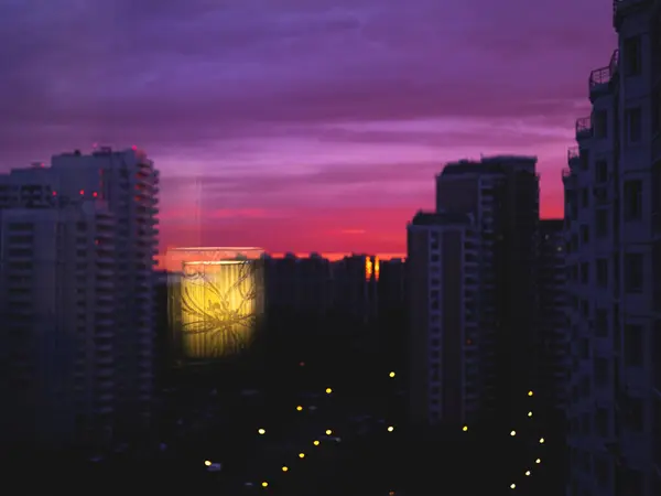 Reflection Torchere Lamp Window View Beautiful Sunset Suburb City — Stock Photo, Image