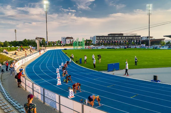 Samorin Słowacja Czerwiec 2021 Track Field Profesjonalny Wyścig Sprint Start — Zdjęcie stockowe