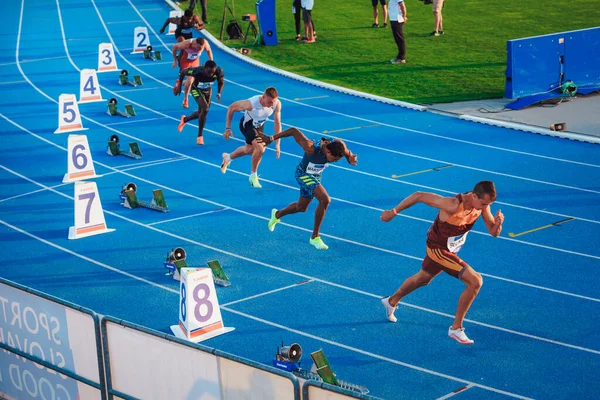 Samorin Slowakei Juni 2021 Leichtathletik Profirennen Sprintstart Block Athlet Männlicher — Stockfoto