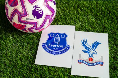 LONDRA, BİRLİK KINGDOM, 23 Şubat 2026 Everton 'a karşı. Crystal Palace Premier Lig maçı, yeşil çimlerde resmi futbol topu, düzenleme alanı olan duvar kağıdı.