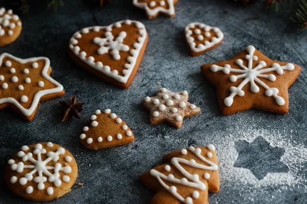 Christmas Gingerbread Delicious Gingerbread Cookies Honey Ginger Cinnamon Winter Composition — Stock Photo, Image