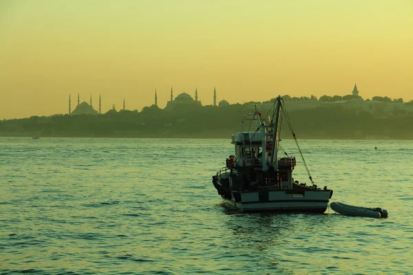 Bosphorus na hora de ouro — Fotografia de Stock