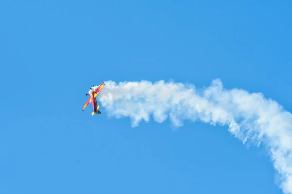 Leszno Polonia Junio 2021 Marek Choim Actúa Avión Extra 330Sc —  Fotos de Stock