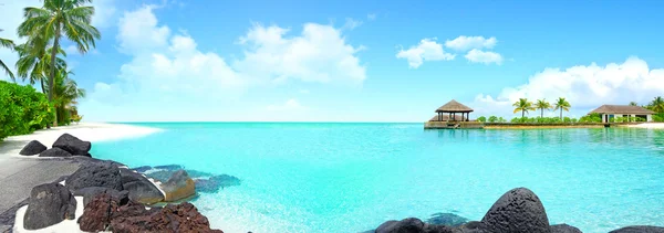 Temiz su ile güzel ada