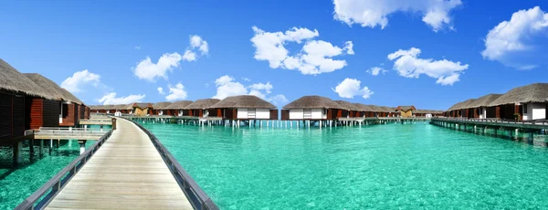 Rest in the Maldives at the beautiful cottages. — Stock Photo, Image