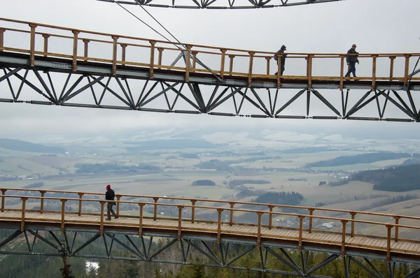 Dolni Morava, Cseh Köztársaság - 2015. December 05.: Sky Walk. — Stock Fotó