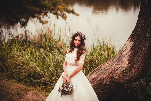 fantastic bride with flowers