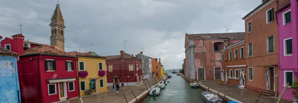 Felfedezése Város Velence Burano Kis Csatornák Romantikus Sikátorok Olaszország — Stock Fotó