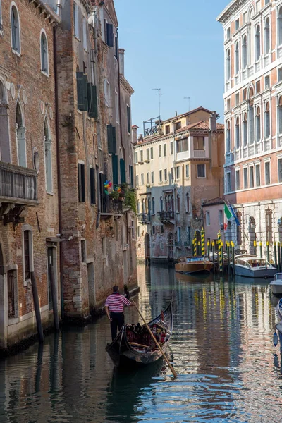 Découverte Ville Venise Ses Petits Canaux Ruelles Romantiques Italie — Photo