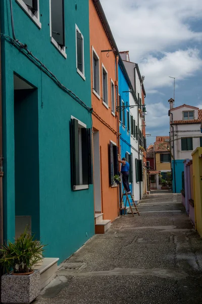 Descubrimiento Ciudad Venecia Burano Sus Pequeños Canales Callejones Románticos Italia — Foto de Stock