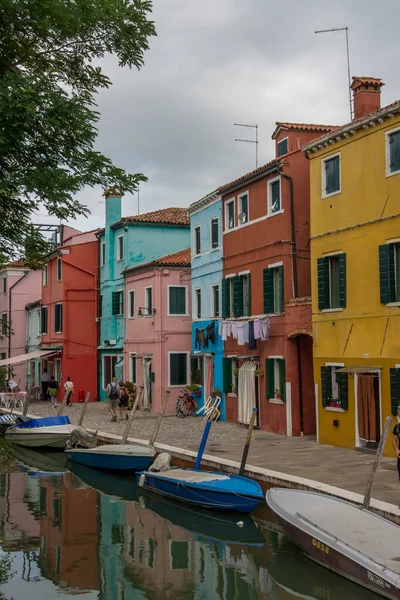 Venedik Şehri Burano Onun Küçük Kanalları Romantik Sokakları Talya — Stok fotoğraf