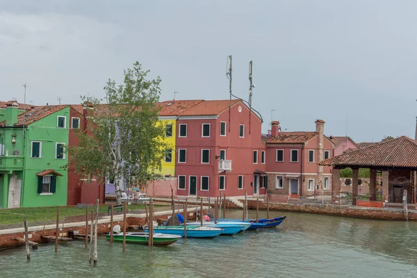 Objev Města Benátky Burano Jeho Malých Kanálů Romantických Uliček Itálie — Stock fotografie