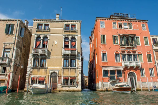 Descoberta Cidade Veneza Seus Pequenos Canais Becos Românticos Itália — Fotografia de Stock